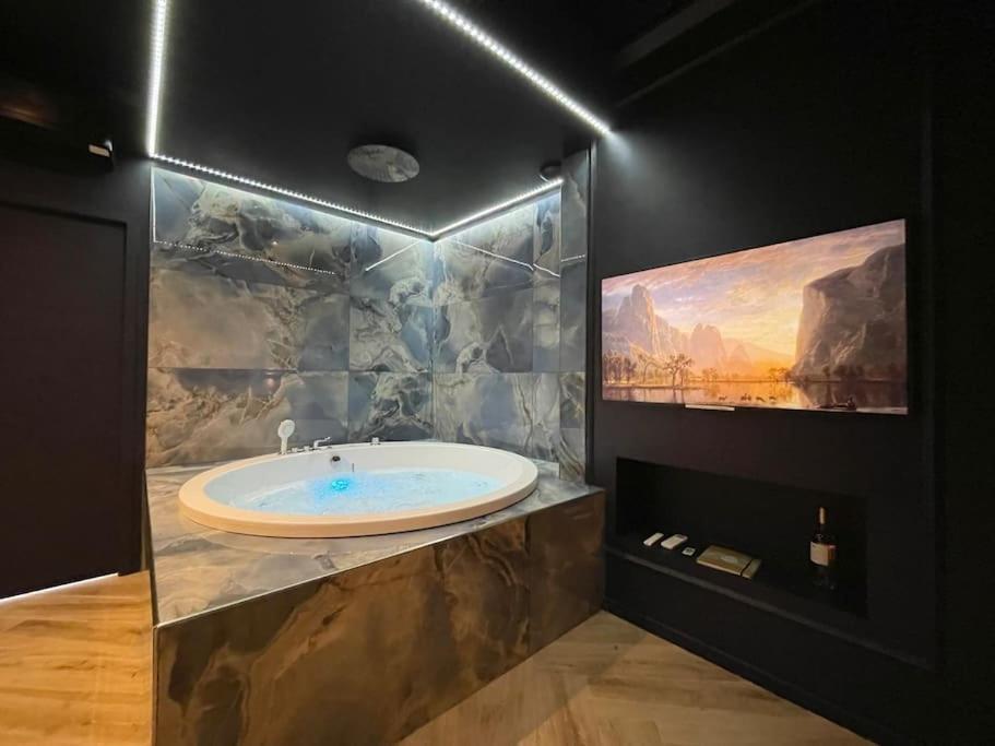 Myinsolite-L'Onyx فاوفيرت المظهر الخارجي الصورة